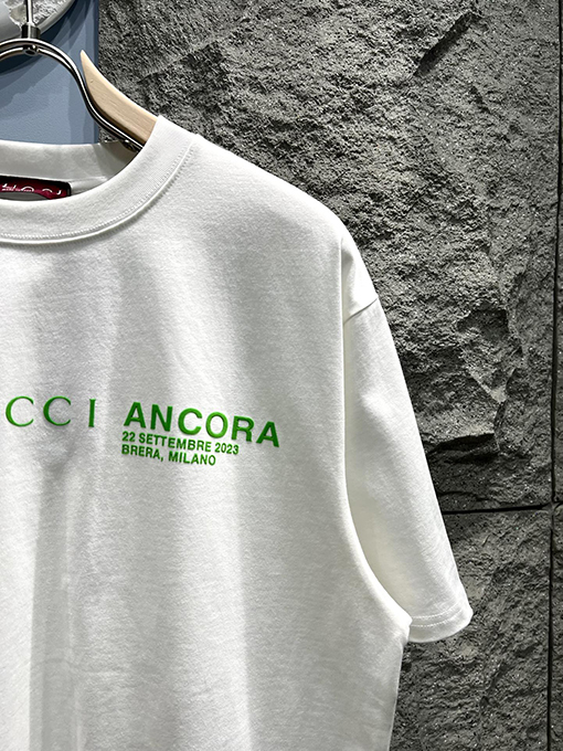 グッチスーパーコピー新しいプリントロゴ半袖Tシャツ