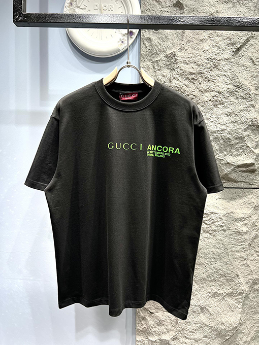 グッチスーパーコピー新しいプリントロゴ半袖Tシャツ