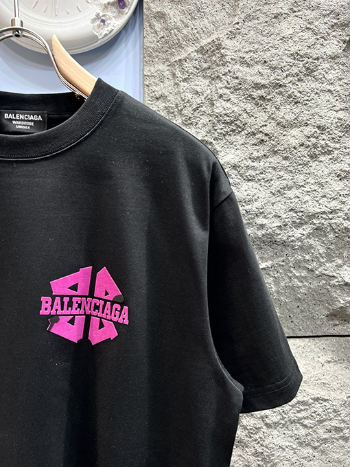 バレンシアガ新しい厚手のプレス文字半袖Tシャツ