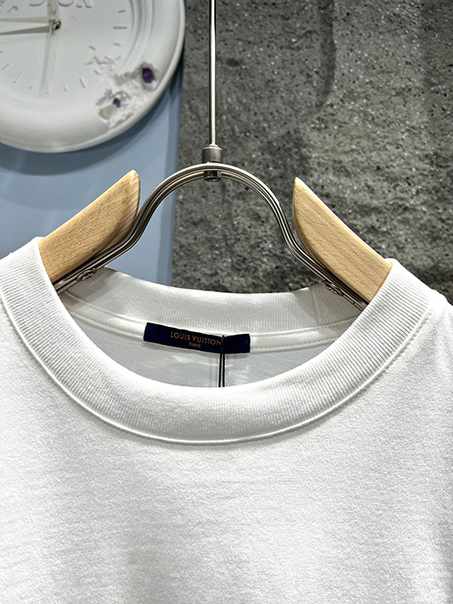 ルイヴィトンコピーロゴ刺繍半袖Tシャツ