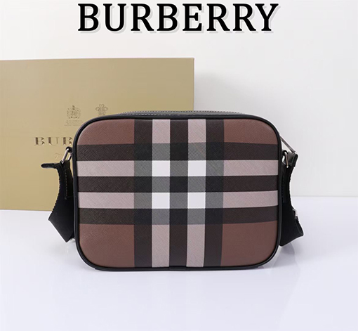 バーバリーBurberry ロゴショルダーバッグ