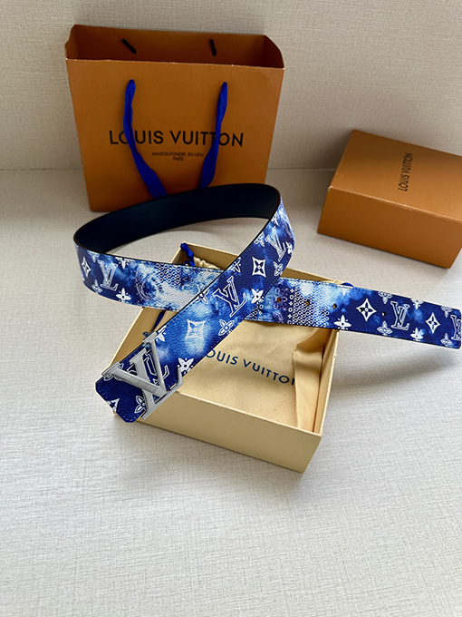 ルイヴィトン LV Initials MNG Bandana 両面ベルト