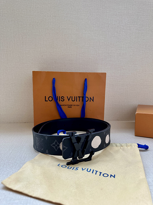 ルイヴィトン LV x YK LV Initiales 両面ベルト