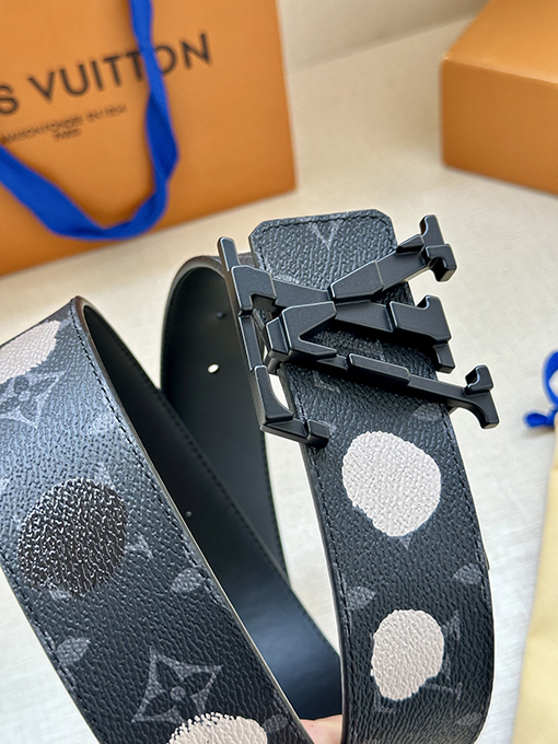ルイヴィトン LV x YK LV Initiales 両面ベルト