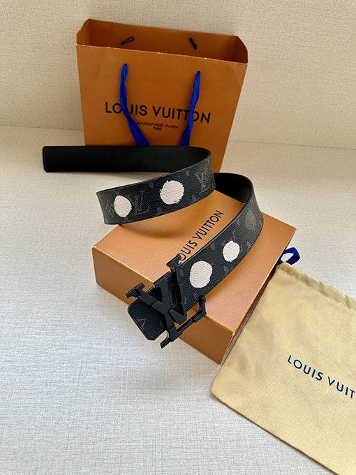ルイヴィトン LV x YK LV Initiales 両面ベルト