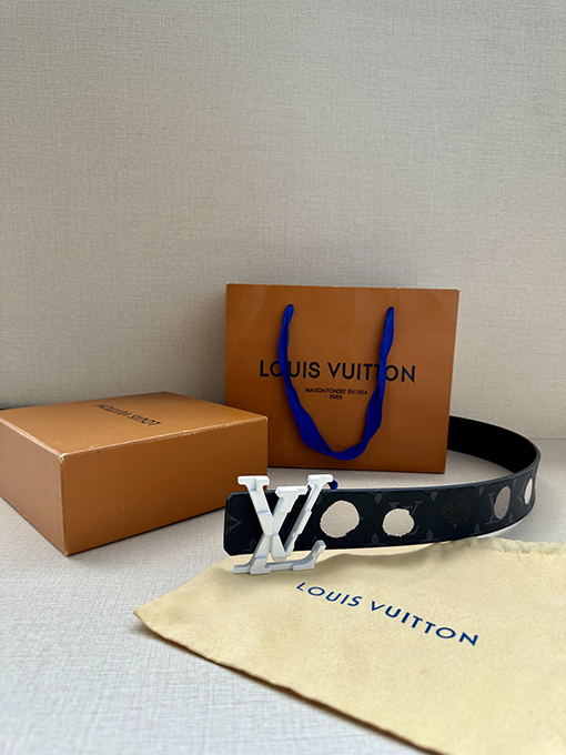 ルイヴィトン LV x YK LV Initiales 両面ベルト