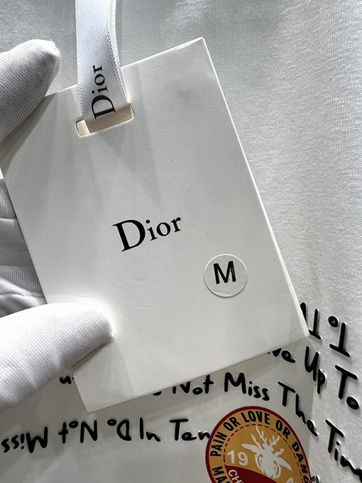 ディオールスーパーコピー新しいモニュメント半袖Tシャツ