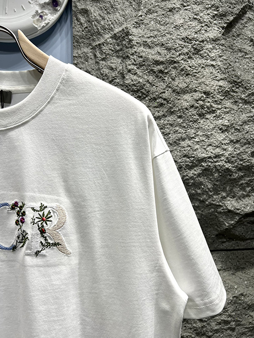 ディオール刺繍花柄半袖Tシャツ