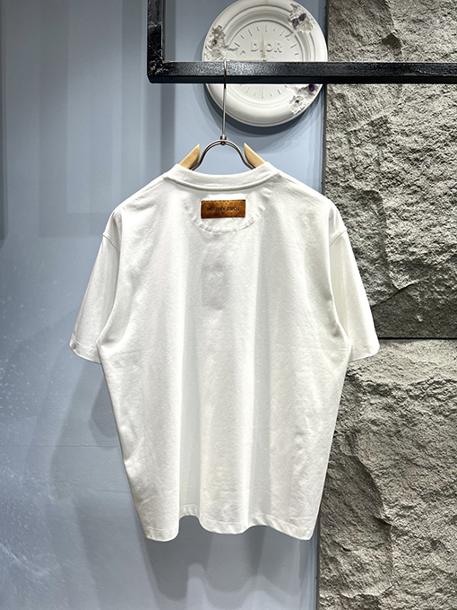 ルイヴィトン新しいプリントロゴ半袖Tシャツ