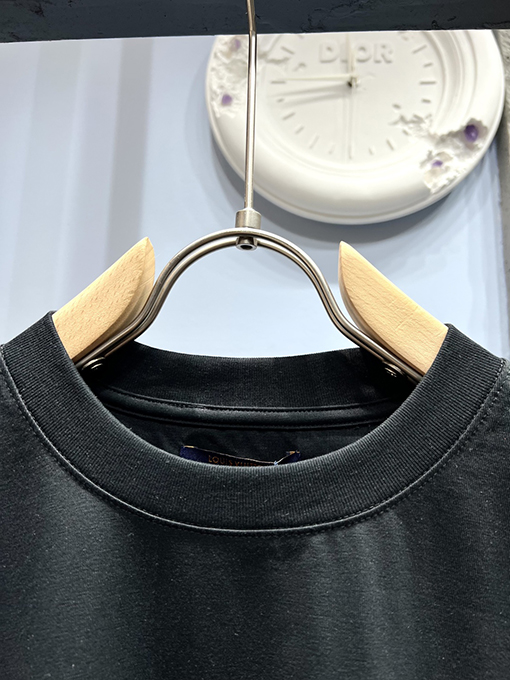 ルイヴィトンコピーマイクロサイン半袖Tシャツ