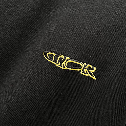 ディオールエンボス文字半袖Tシャツ