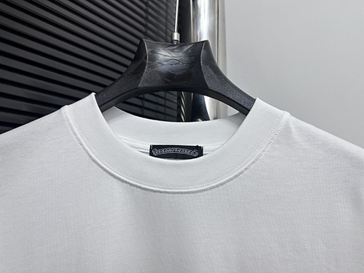 クロムハーツ25ssラウンドネックTシャツ