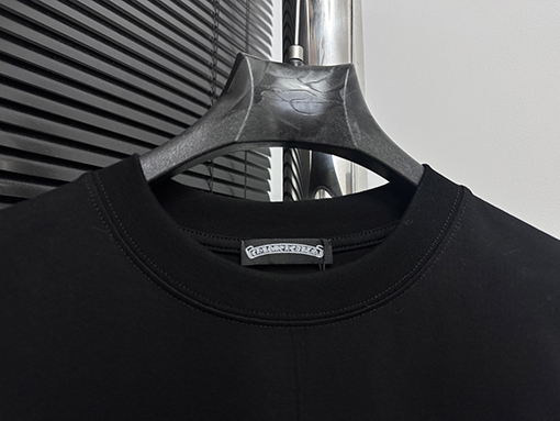 クロムハーツ25ssラウンドネックTシャツ