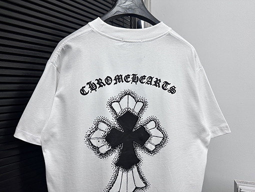 クロムハーツコピー公式の半袖Tシャツ
