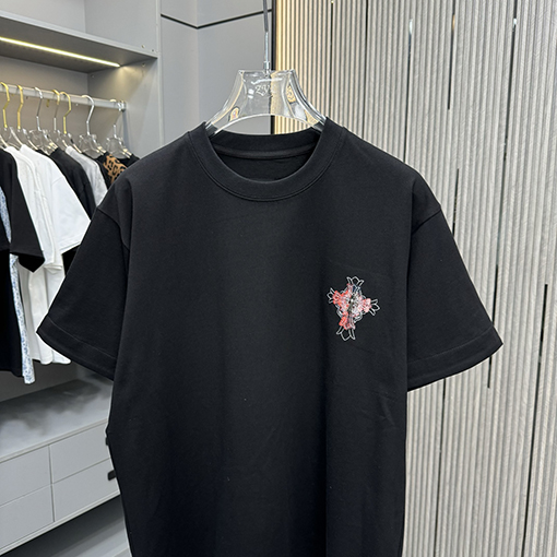 クロムハーツ新しいラウンドネックTシャツ