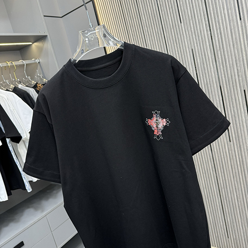 クロムハーツ新しいラウンドネックTシャツ