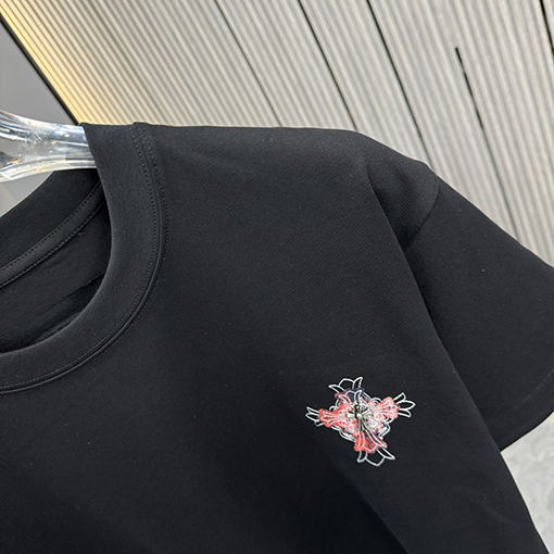 クロムハーツ新しいラウンドネックTシャツ