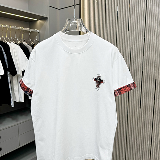 クロムハーツ新しいラウンドネックTシャツ