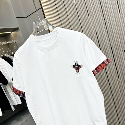 クロムハーツ新しいラウンドネックTシャツ