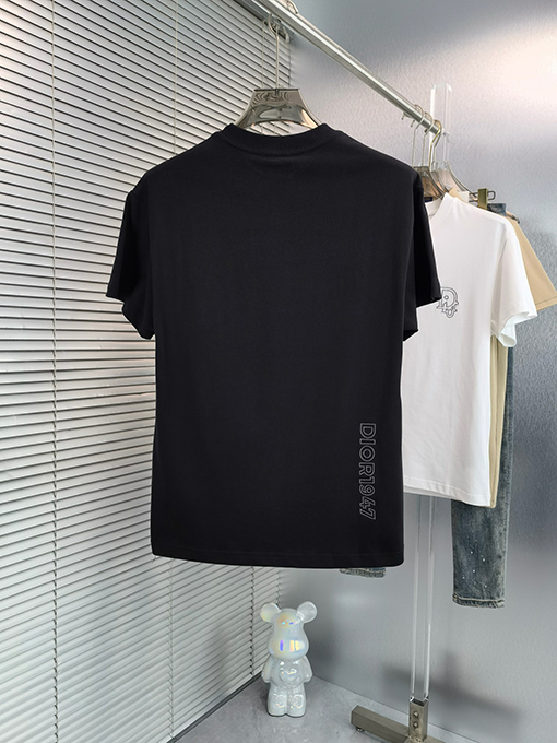 ディオールスーパーコピー新しい半袖Tシャツ