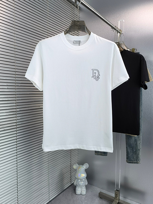 ディオールスーパーコピー新しい半袖Tシャツ