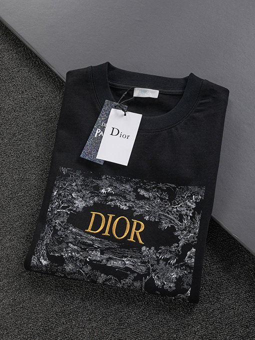 ディオールコピー25ss胸の花のアルファベットロゴ半袖Tシャツ