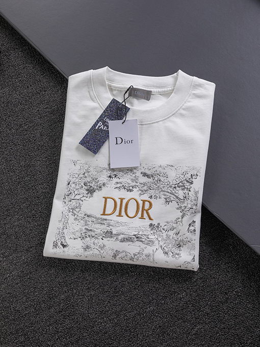 ディオールコピー25ss胸の花のアルファベットロゴ半袖Tシャツ