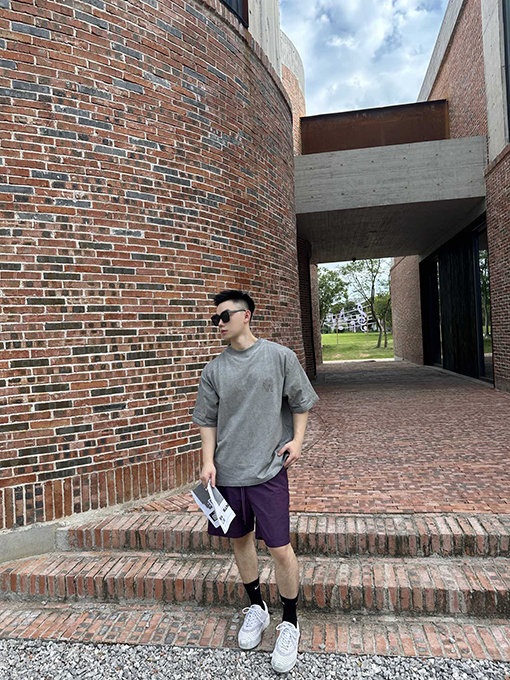 クロムハーツラインストーン馬蹄半袖Tシャツ