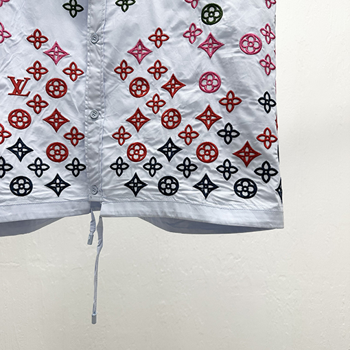 ルイヴィトン刺繍半袖シャツ