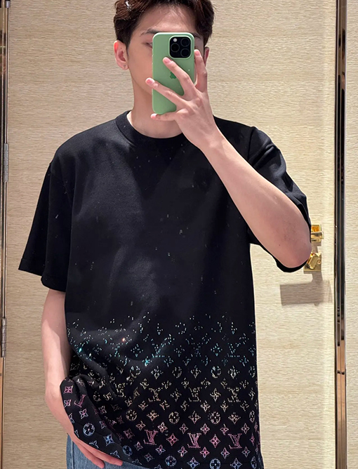 ルイヴィトンスーパーコピーグラデーションダイヤモンドニット半袖Tシャツ