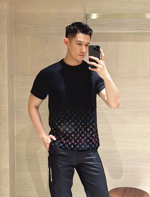 ルイヴィトンスーパーコピーグラデーションダイヤモンドニット半袖Tシャツ