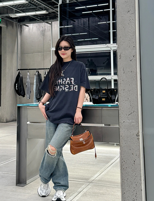 バレンシアガスーパーコピープリント破れ半袖Tシャツ