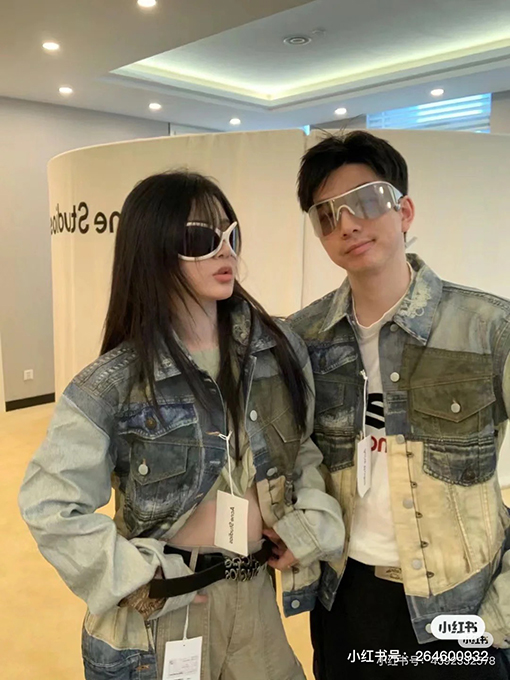 アクネストゥディオズコピーストレートスプレー3 Dタンニンデニムジャケット