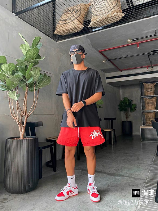 ステューシーXナイキコラボコレクションビーチパンツ