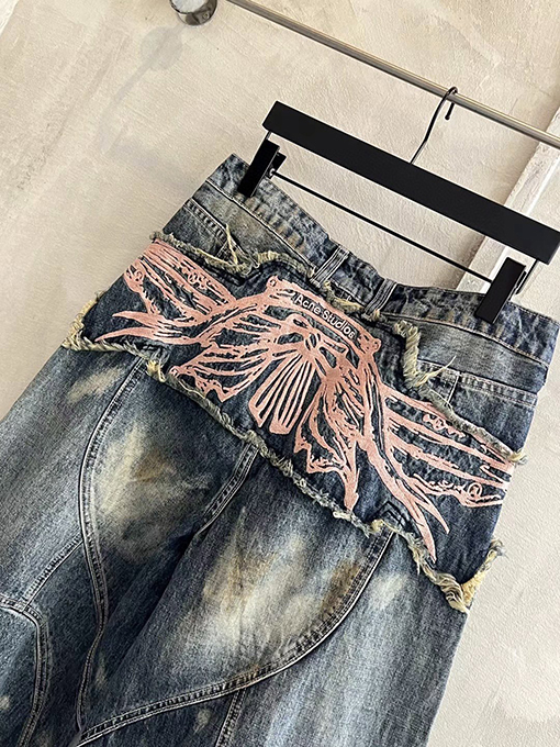 アクネストゥディオズスパンコール刺繍バタフライグラフィティデニムパンツ