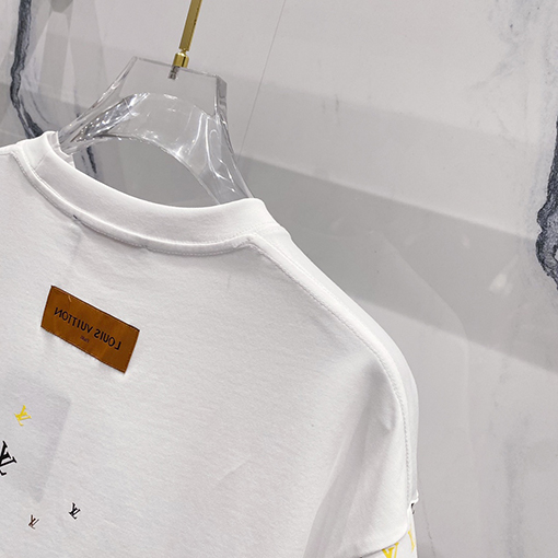 ルイヴィトンフルサイズの小さな文字LV英語プリントロゴロゴ半袖Tシャツ