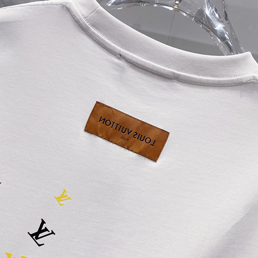 ルイヴィトンフルサイズの小さな文字LV英語プリントロゴロゴ半袖Tシャツ