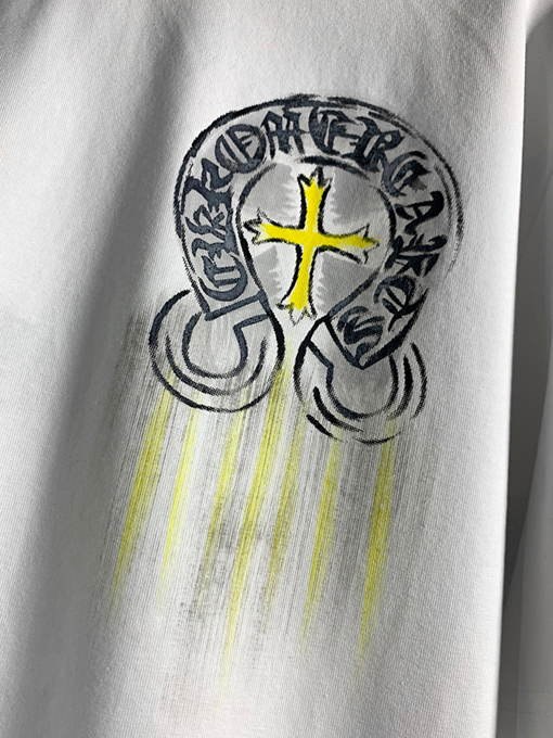 クロムハーツコピー落書きサンスクリットクルーネック半袖Tシャツ
