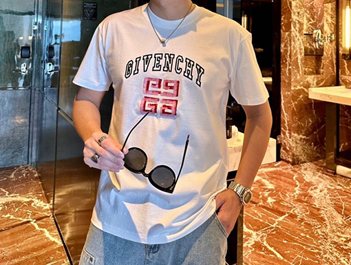 ジバンシイスーパーコピークルーネック半袖Tシャツ