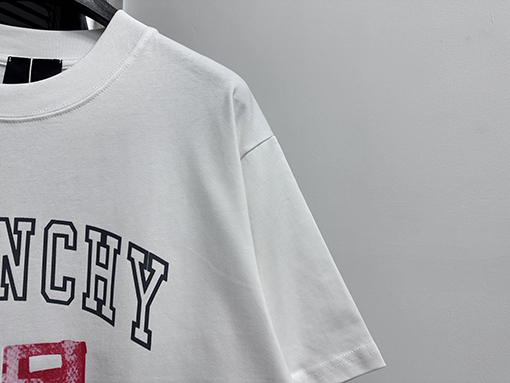 ジバンシイスーパーコピークルーネック半袖Tシャツ