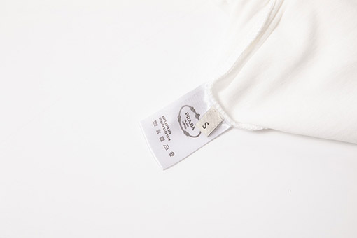 プラダスーパーコピーファッションTシャツ