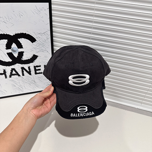 バレンシアガ 刺繍Balenciagaベースボールキャップ