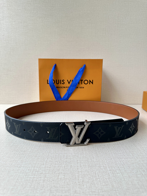 ルイヴィトン LV Pyramide バックル両面ベルト