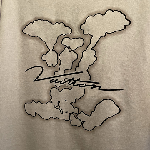 ルイヴィトン新しい雲のインクジェット大きなロゴTシャツ