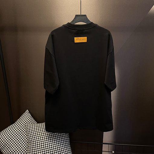 ルイヴィトンスタッフ限定半袖Tシャツ