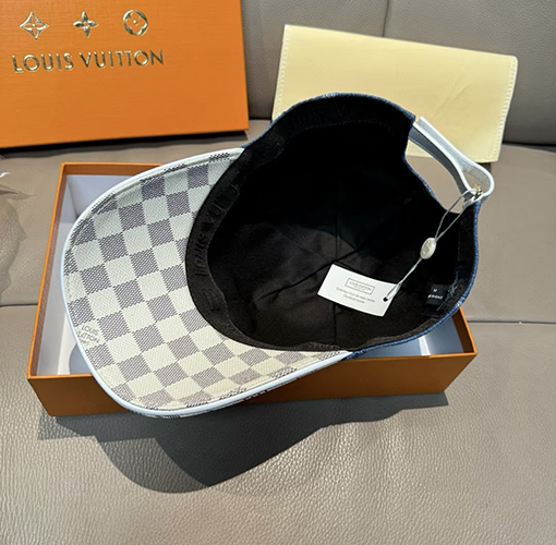 ルイヴィトン 不規則なプリントのベースボールキャップ