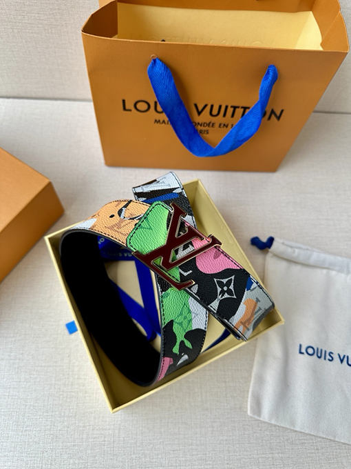 ルイヴィトンスーパーコピーLV Initiales 両面ベルト