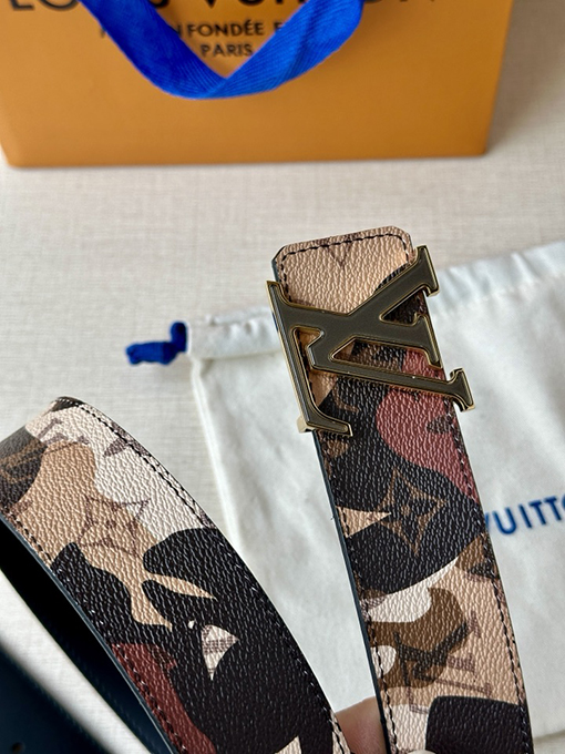 ルイヴィトンスーパーコピーLV Initiales 両面ベルト