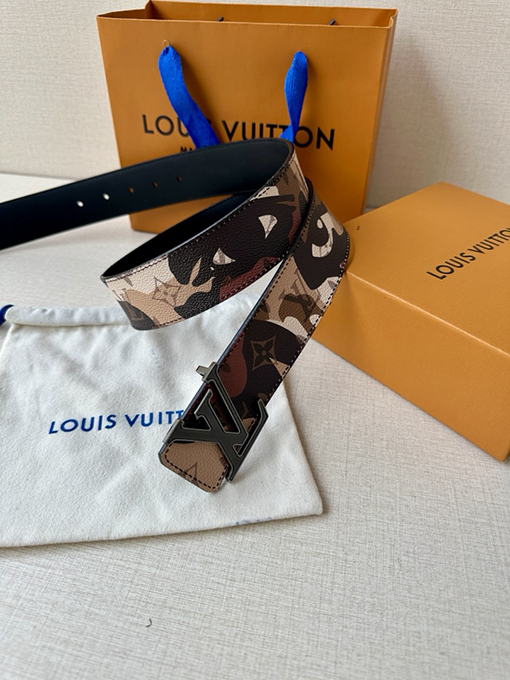 ルイヴィトンスーパーコピーLV Initiales 両面ベルト