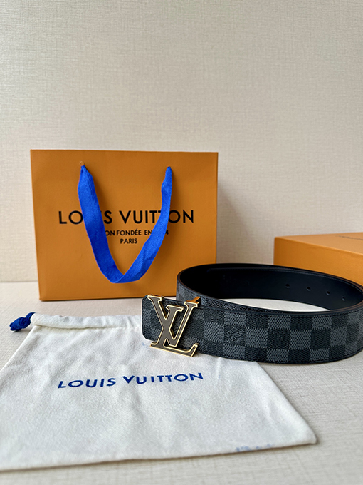ルイヴィトン LV Initiales バックル 両面ベルト